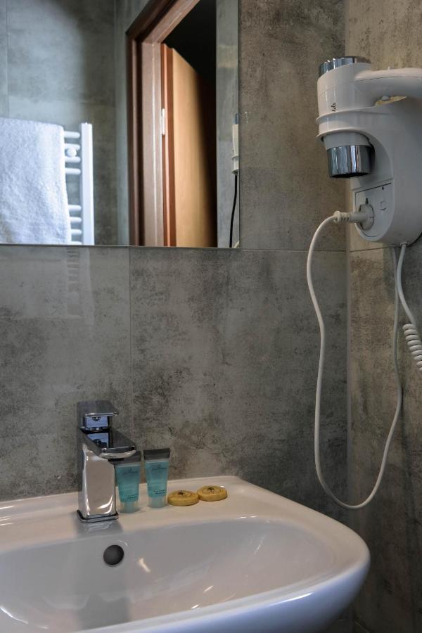 Hotel George ناداجن المظهر الخارجي الصورة